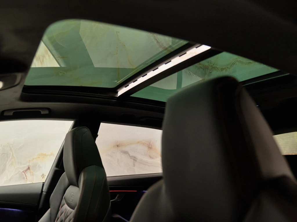 Audi Q8 – foto 8