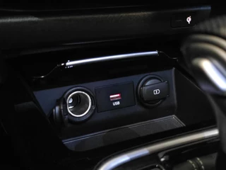 Kia ProCeed – thumbnail 32