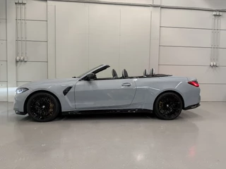 BMW M4 – thumbnail 3
