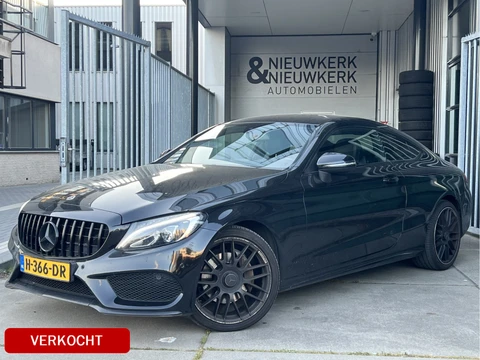Mercedes-Benz C-Klasse Coupé 180 Premium Plus AMG | AUTOMAAT | LEDER | CAMERA | NAVI | CRUISE CONTROL | CLIMATE CONTROL | PDC V+A | LMV 18'' | LED | BLUETOOTH