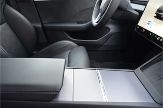 Tesla Model 3 – thumbnail 9