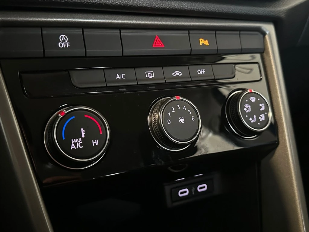 Volkswagen T-Roc – foto 29