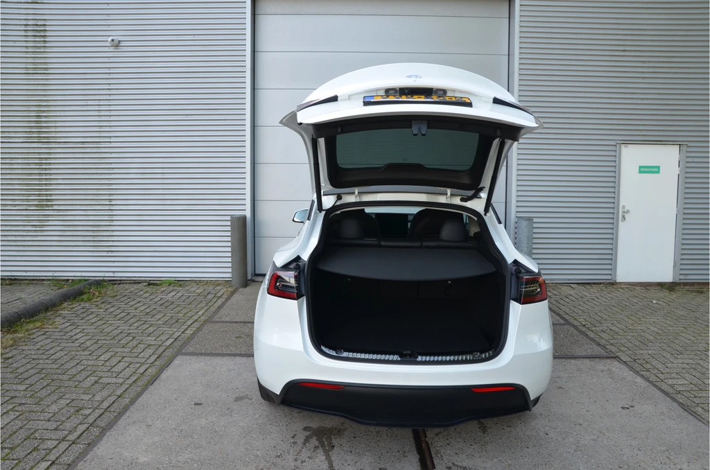 Tesla Model Y – foto 34