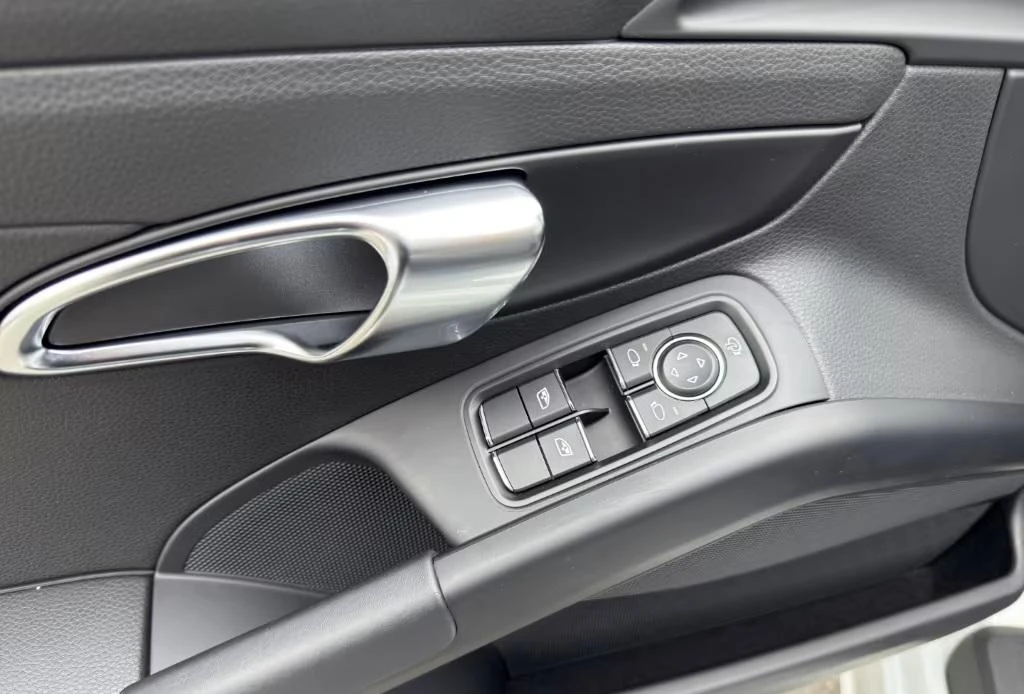 Porsche 718 – foto 17