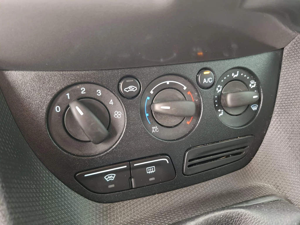 Ford Transit Connect – foto 28