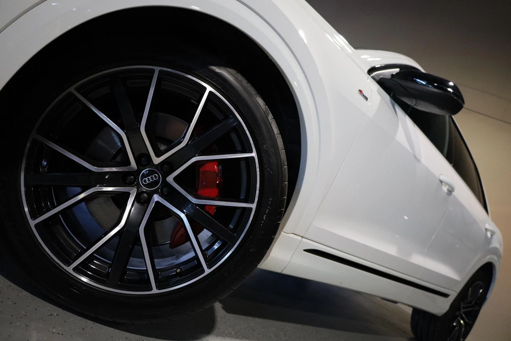 Audi Q8 – foto 40