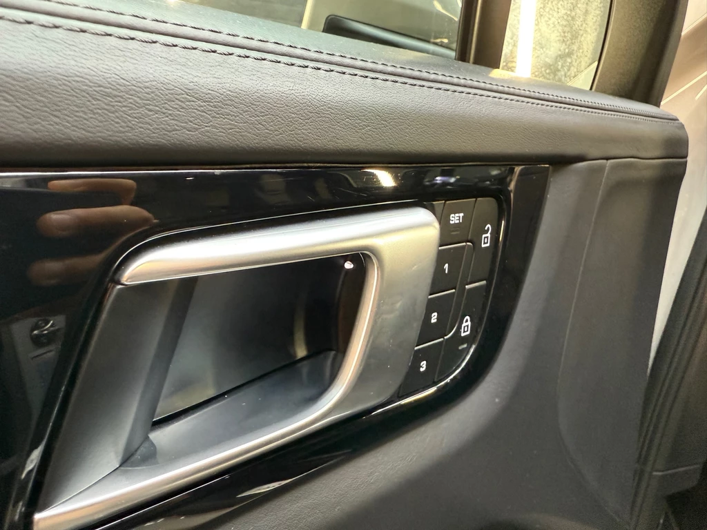 Porsche Cayenne – foto 21