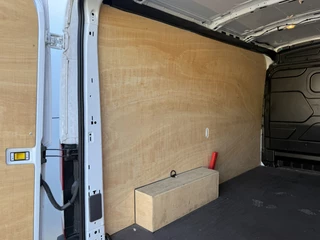 Ford E-Transit – thumbnail 17