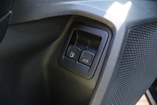 Tesla Model Y – thumbnail 33