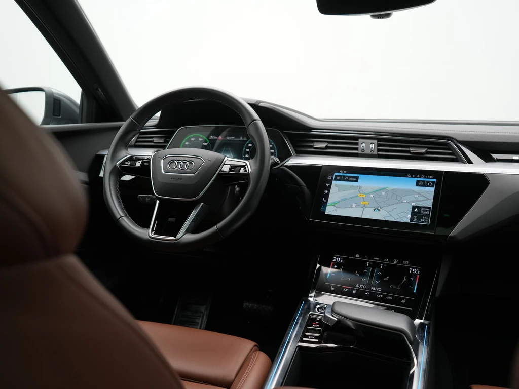 Audi Q8 e-tron – foto 20