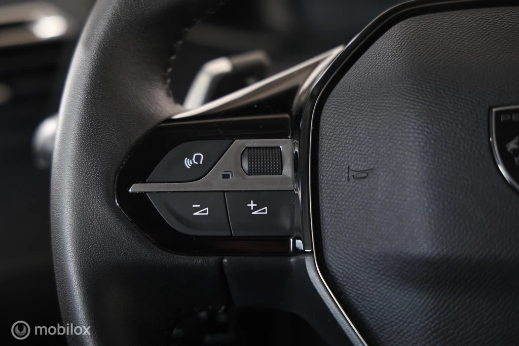 Peugeot 208 – foto 15