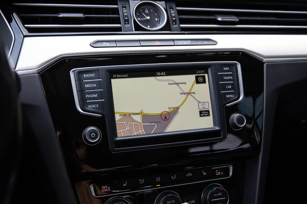 Volkswagen Passat – foto 14
