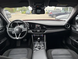 Alfa Romeo Giulia – thumbnail 18