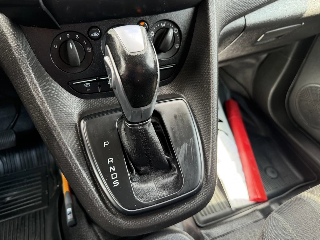 Ford Transit Connect – foto 27