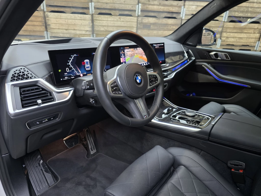 BMW X7 – foto 9