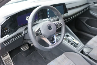 Volkswagen Golf – thumbnail 24
