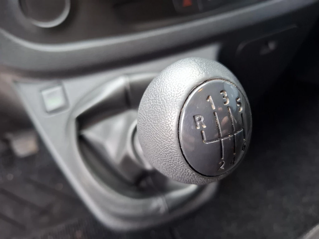 Renault Trafic – foto 21