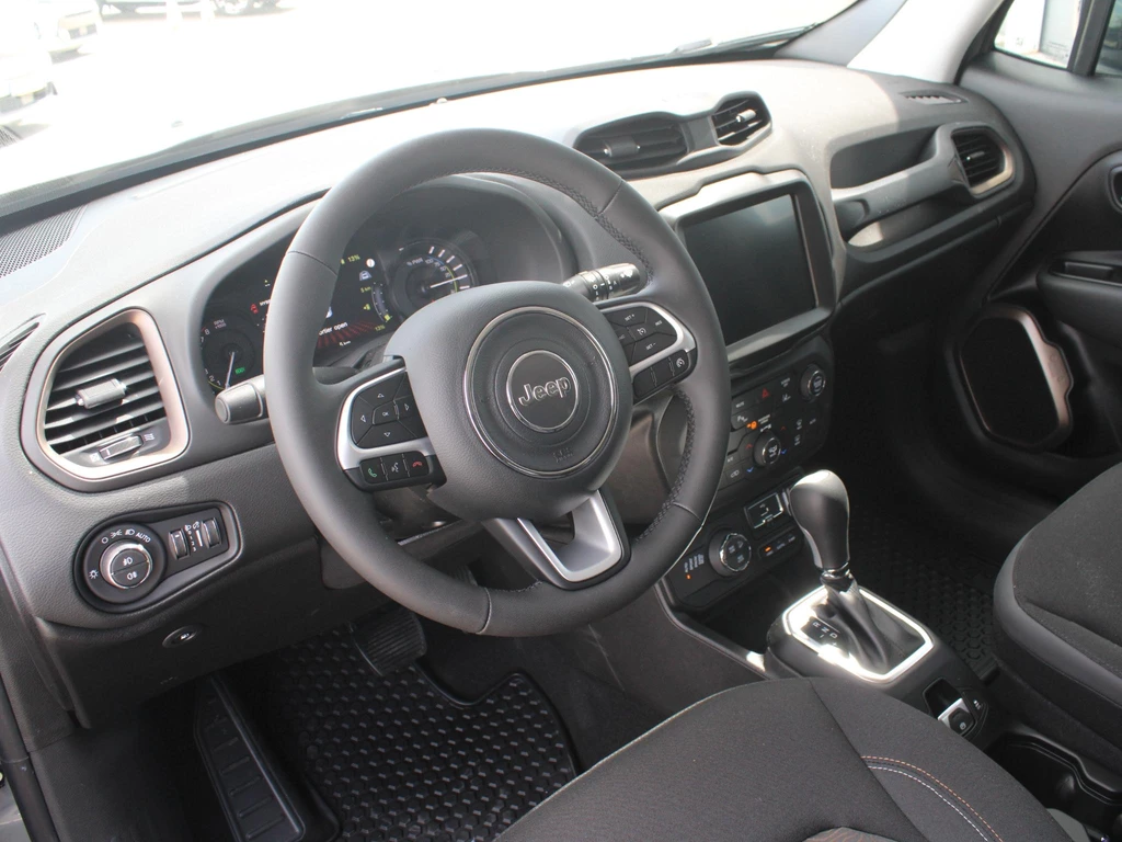 Jeep Renegade – foto 11