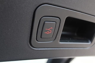Tesla Model S – thumbnail 37