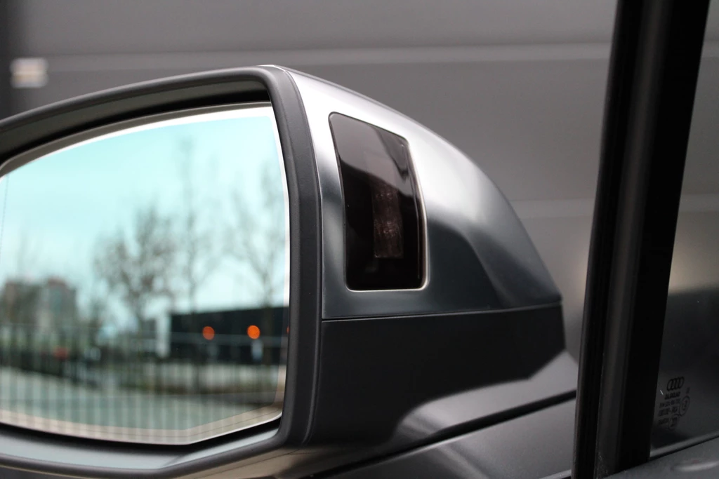 Audi SQ7 – foto 19