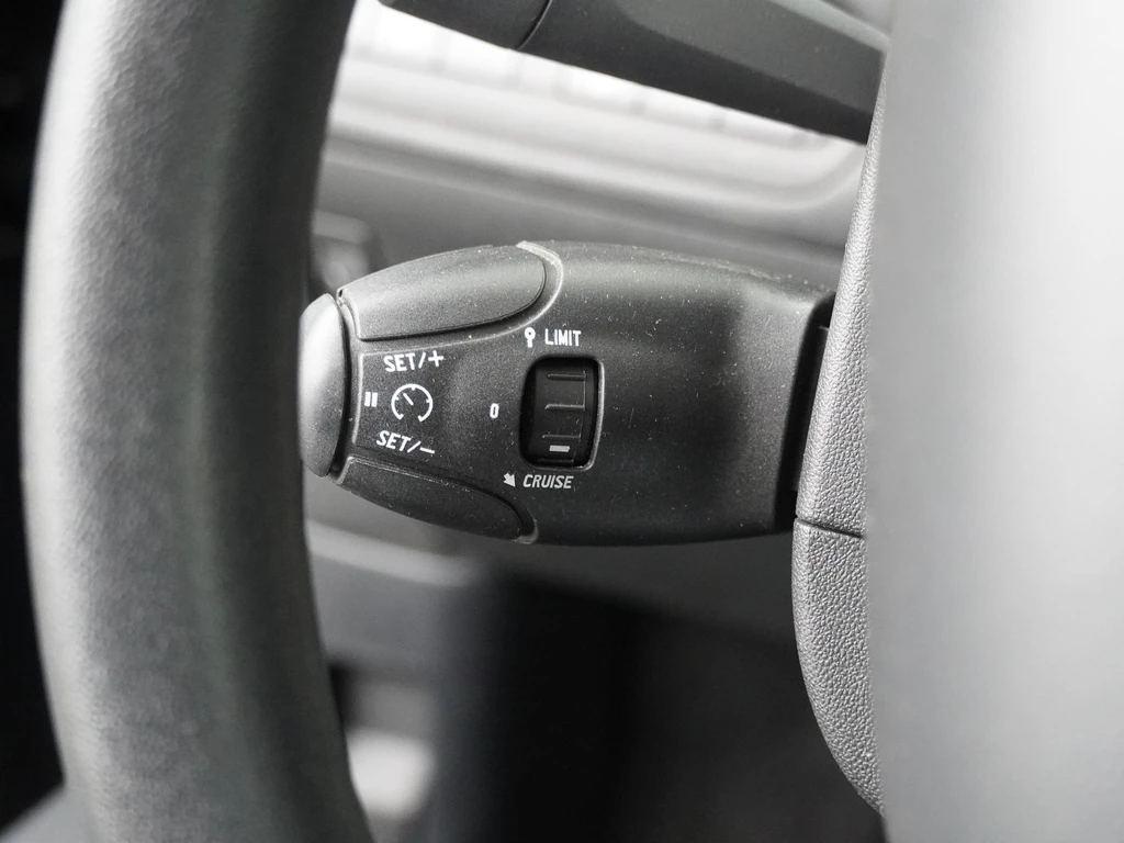 Peugeot 208 – foto 17