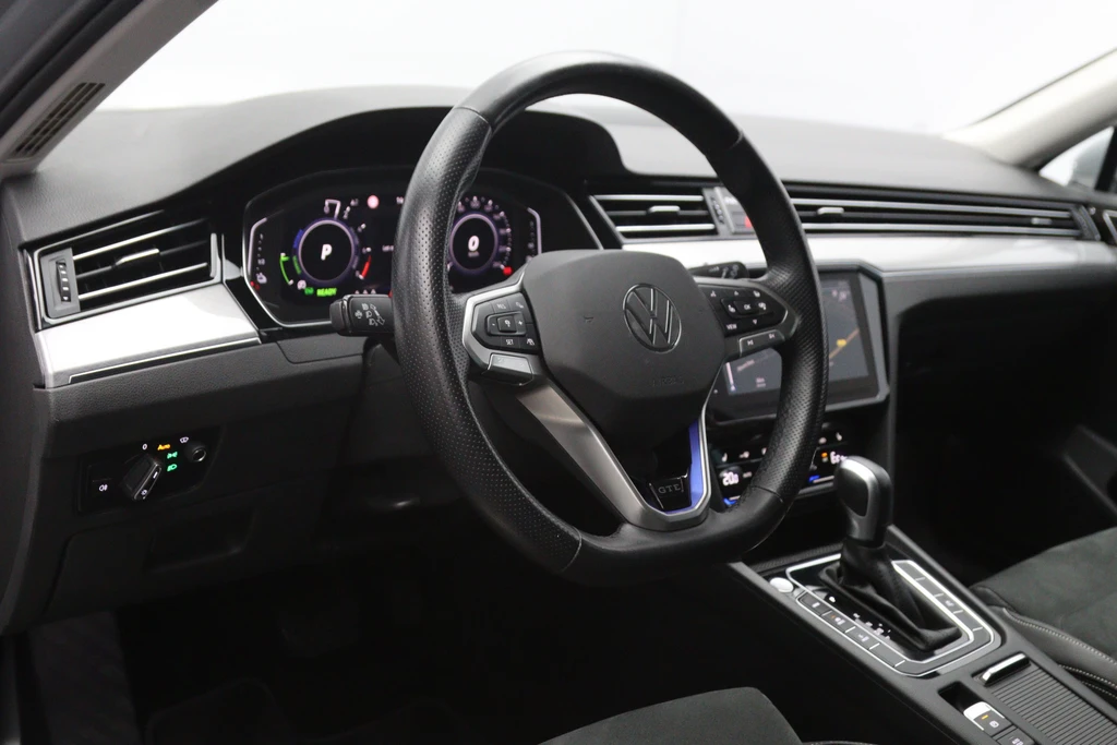 Volkswagen Passat – foto 9