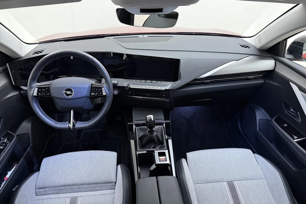 Opel Astra – foto 32