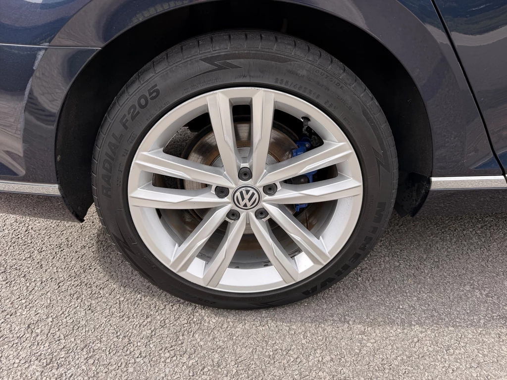 Volkswagen Passat – foto 19