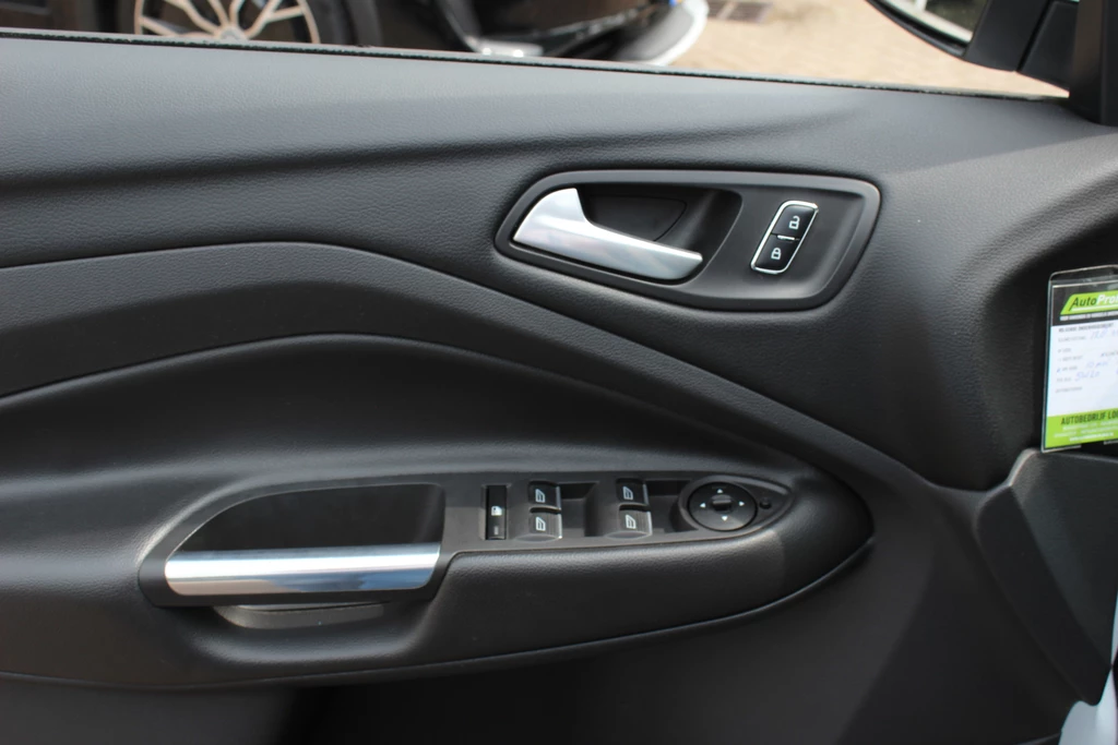 Ford Kuga – foto 32
