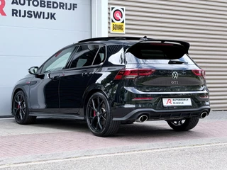 Volkswagen Golf – thumbnail 4
