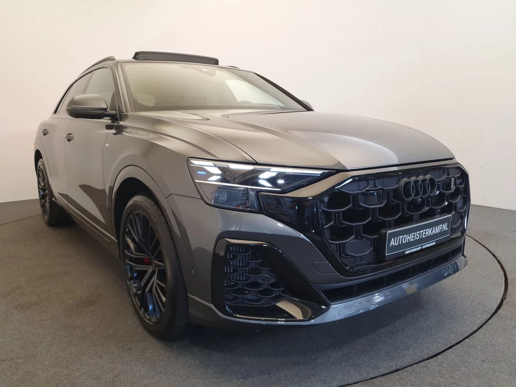 Audi Q8 – foto 7