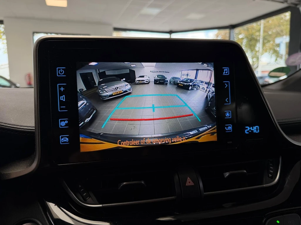 Toyota C-HR – foto 11