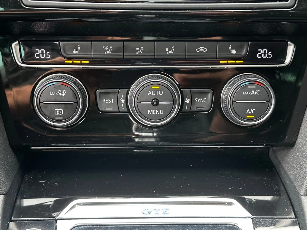 Volkswagen Passat – foto 23