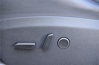 Tesla Model Y – thumbnail 8