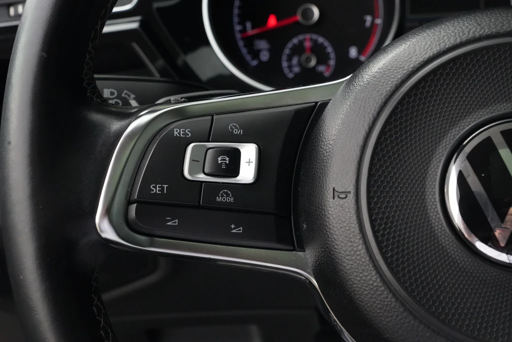 Volkswagen Touran – foto 19