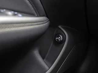 Opel Insignia – thumbnail 26