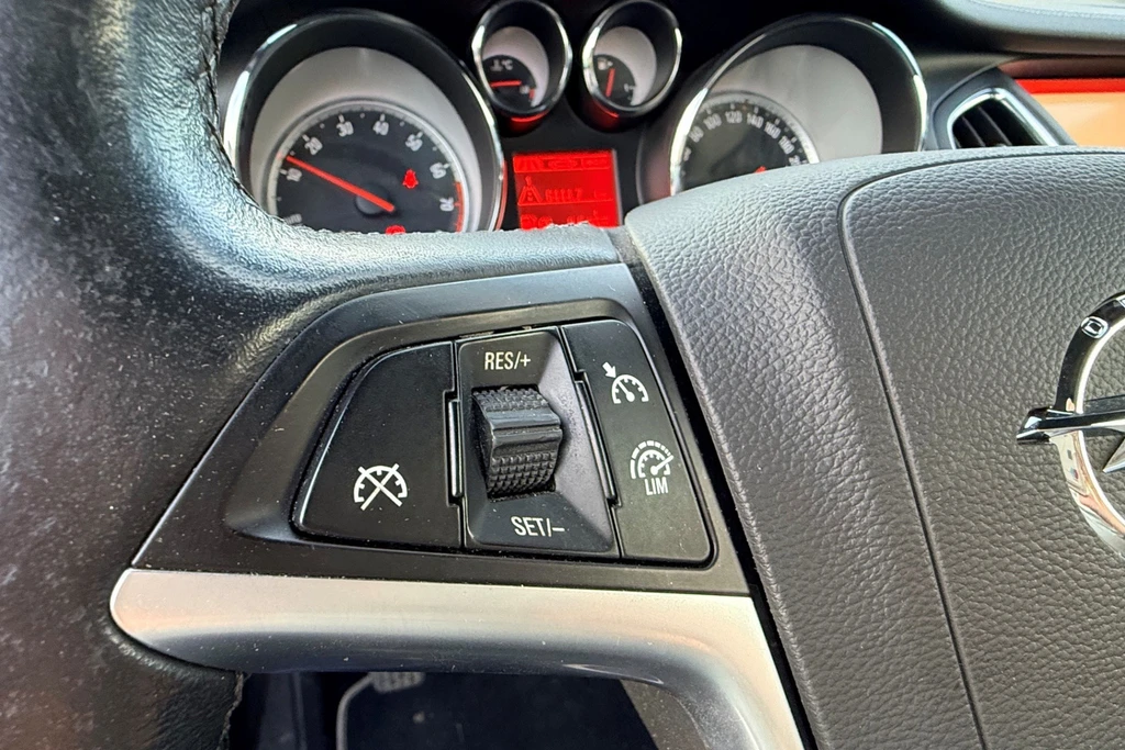Opel Cascada – foto 16