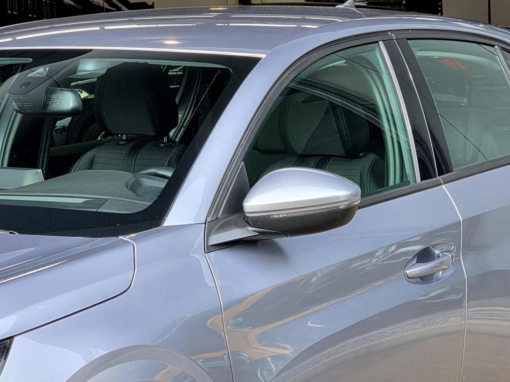 Peugeot 208 – foto 42