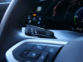 Volkswagen Golf – thumbnail 32