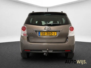 Toyota Verso – thumbnail 4