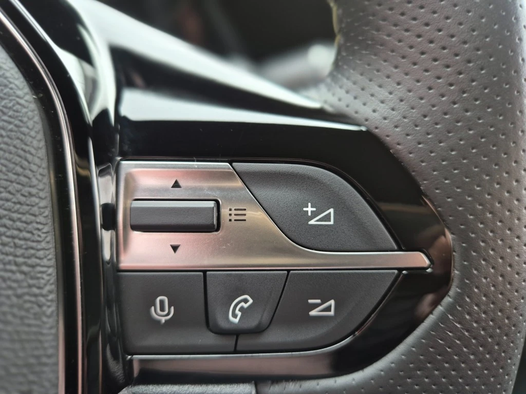 Peugeot 408 – foto 16