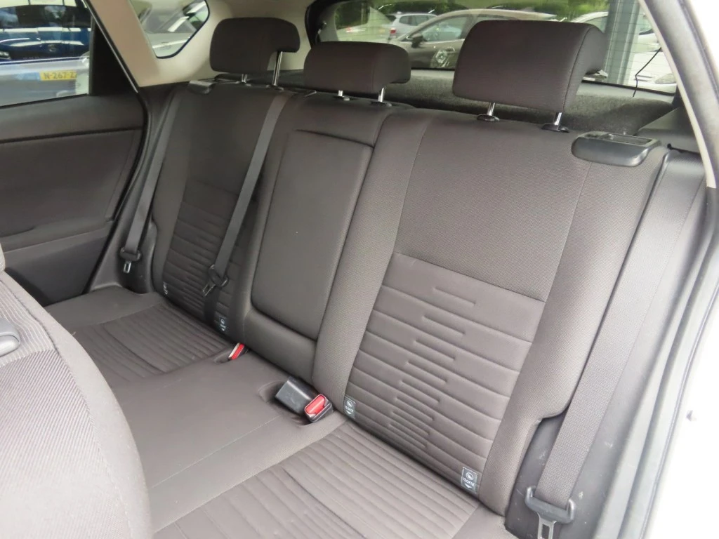 Toyota Auris – foto 11