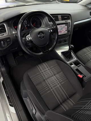 Volkswagen Golf – thumbnail 11