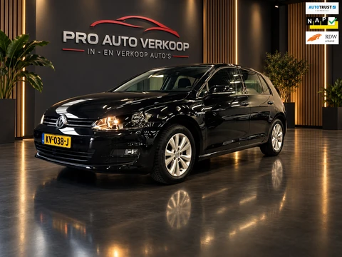 Volkswagen Golf 1.0 TSI Connected Series Carplay_Camera_Navi_Clima
