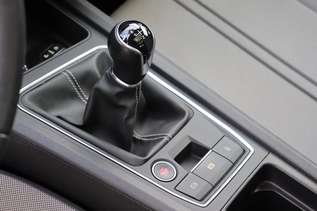 SEAT Leon – foto 16