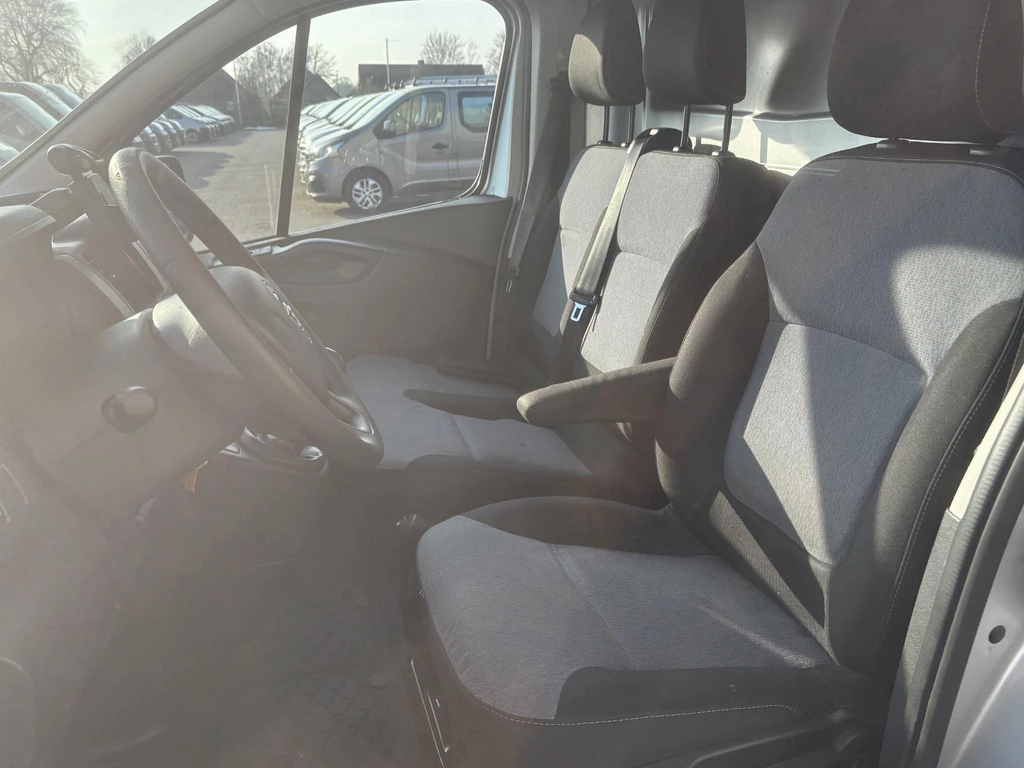 Opel Vivaro – foto 17