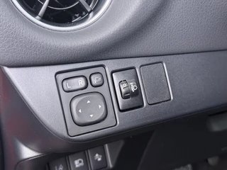 Toyota Yaris – thumbnail 30