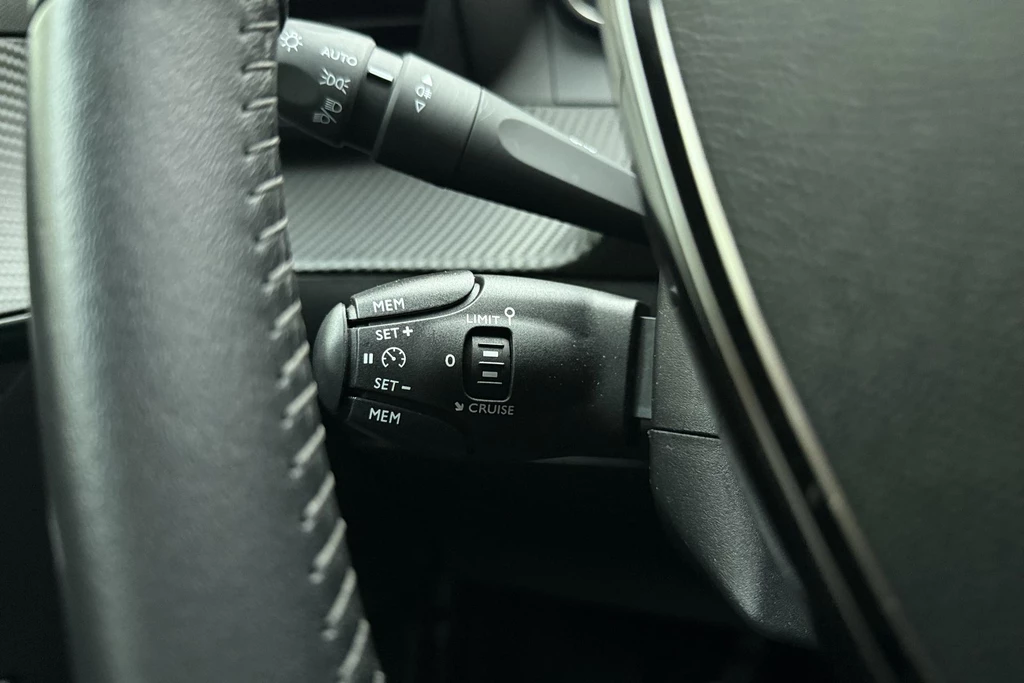 Peugeot 208 – foto 20