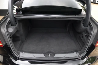 Jaguar XE – thumbnail 13