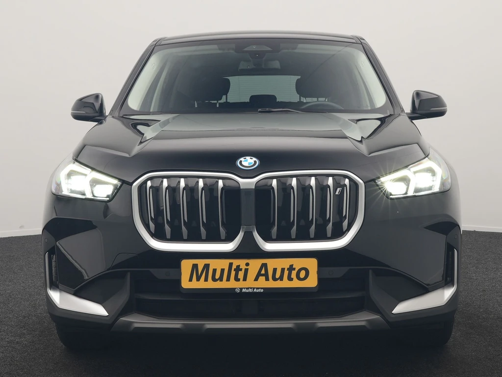 BMW iX1 – foto 10